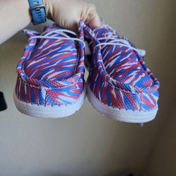 Hey Dude Wally Proud Shoes - Unisex - Mens 10 - Zumbaz / Buffalo Bills styled - Picture 4 of 5